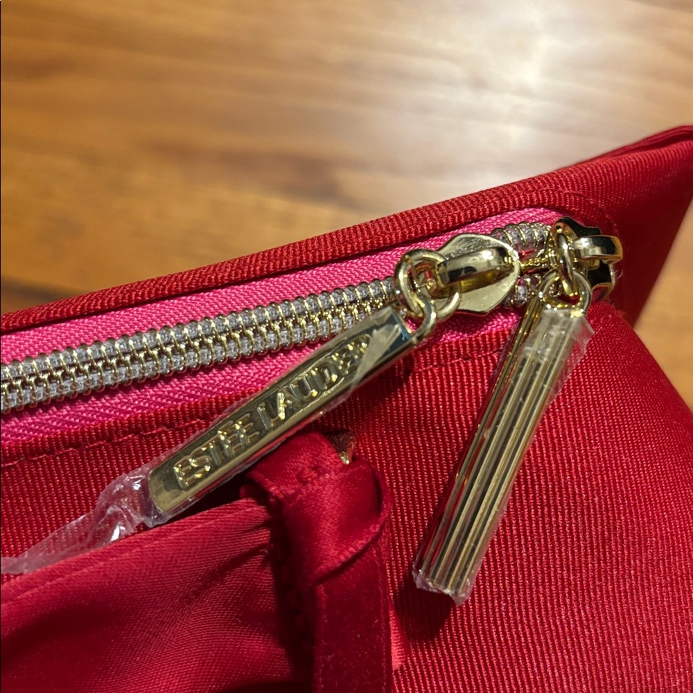 Estee Lauder Red and Pink Cosmetic Bag NWT - Picture 6 of 7